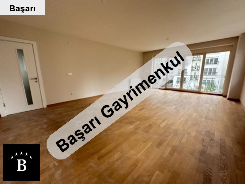 erenköyde merkezi̇ lokasyonda 110m²net dai̇re