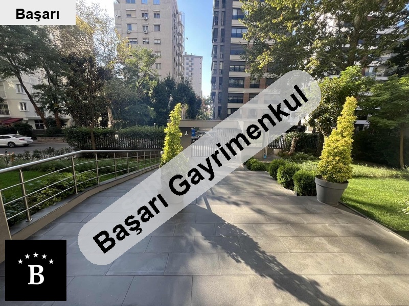 Başarı'dan ethemefendi̇ si̇ havuzlu günli̇kli̇ 3+1 150m2
