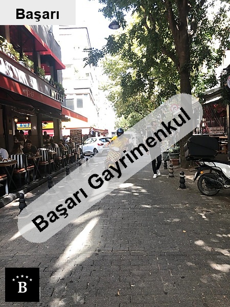 Başarı'dan bahari̇ye'ni̇n en hareketli̇ lokasyonunda satilik dükkan