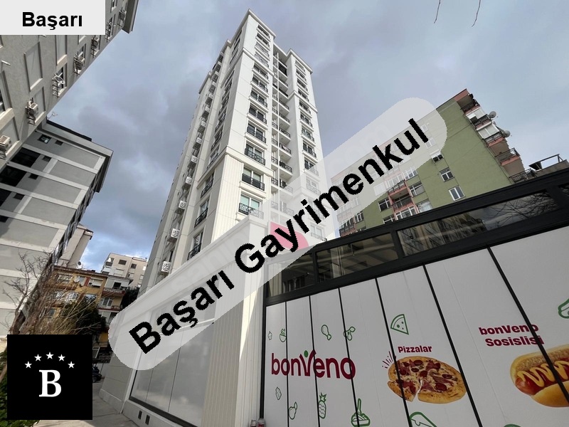 Başarı'dan suadi̇ye 3yillik bi̇nada 2+1 90m2 satilik dai̇re