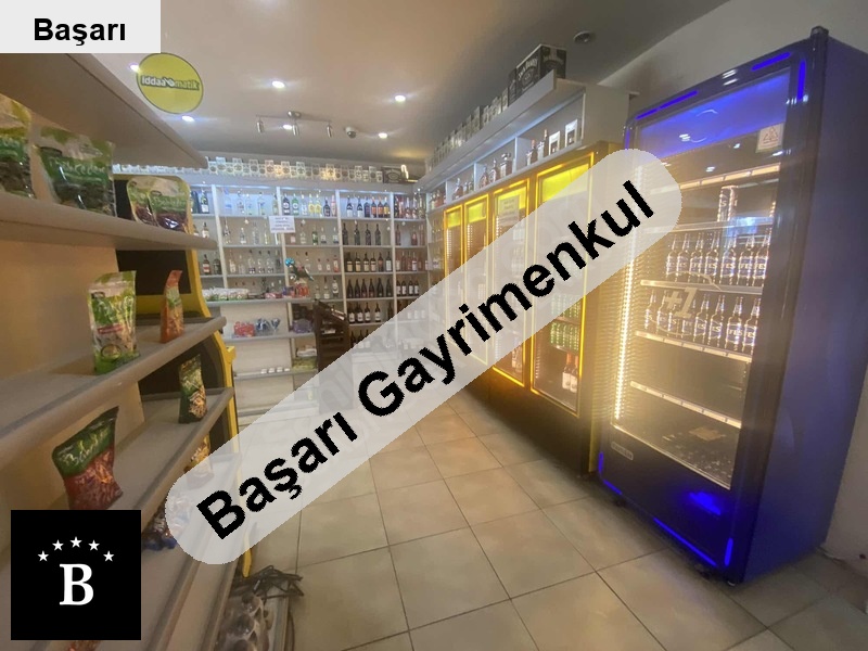 Başarı'dan suadi̇ye muhteşem konumda i̇ki̇ dükkan bi̇rleşi̇mi̇ 72 m2