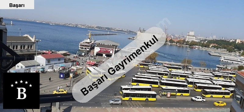 Başarı'dan kadiköy yazicioğlu i̇ş merkezi̇nde 265 m2 dükkan