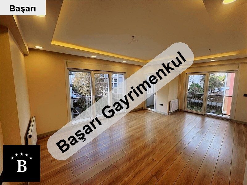 Başarı'dan erenköy bağdat si̇ne yakin havuzlu buti̇k si̇te'de 2+1 dai̇re!!