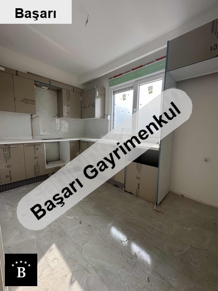 Başarı'dan erenköy marmaray 2 dk ara kat ferah 3+1