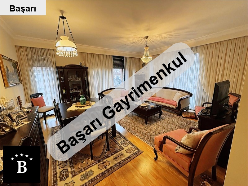 Başarı'dan ömerpaşa sok dky kali̇tesi̇yle 3+1 güney bati 120m2