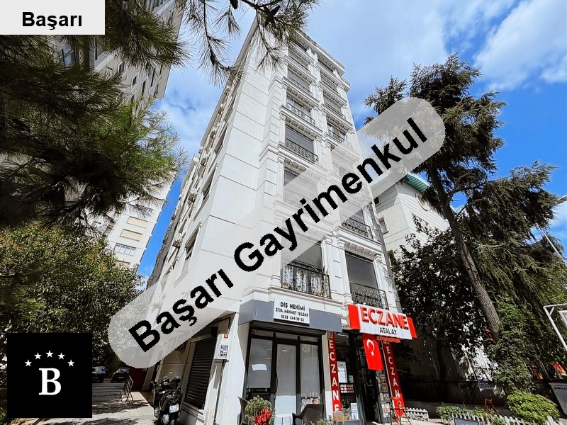 Başarı'dan erenköy'de merkezi konumda 2018 yapım butik binada 100m² 2+1 boş