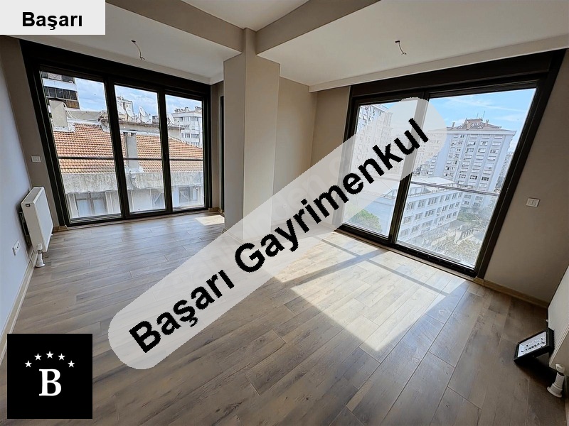 erenköy ethem efendi̇de sifir bi̇nada balkonlu 2+1