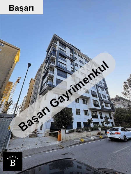 Başarı'dan merkezi̇ konumda genç bi̇nada satilik 2+1