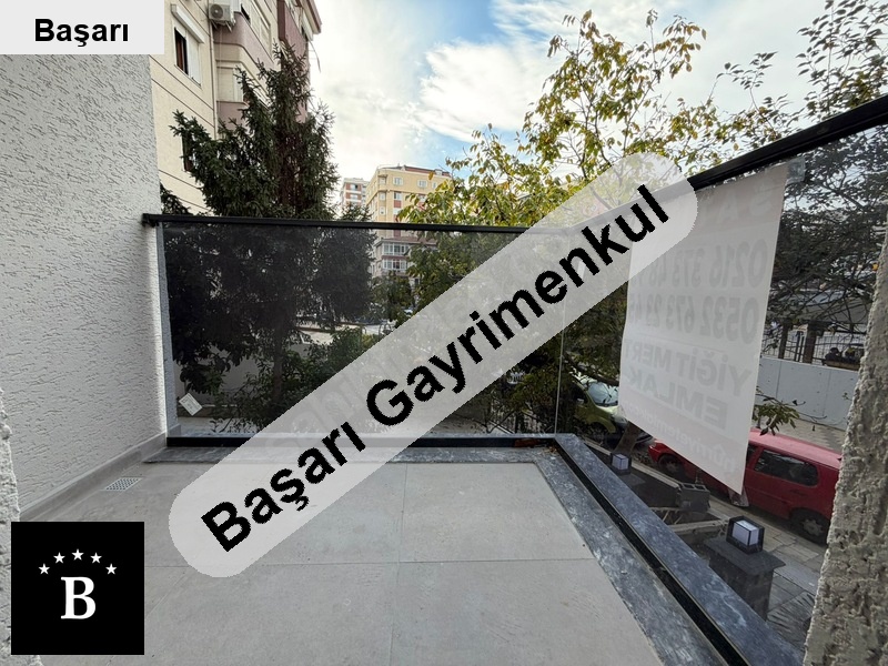 Başarı'dan  c'da mi̇ni̇büse marmaraya yakin 94m2 net balkonlu