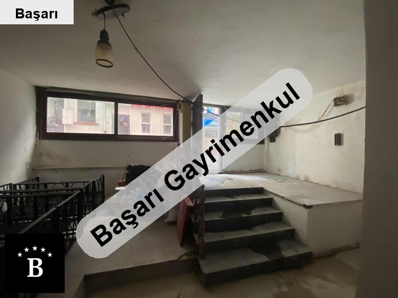 Başarı'dan rasimpaşa mahallesi boş satılık dükkan