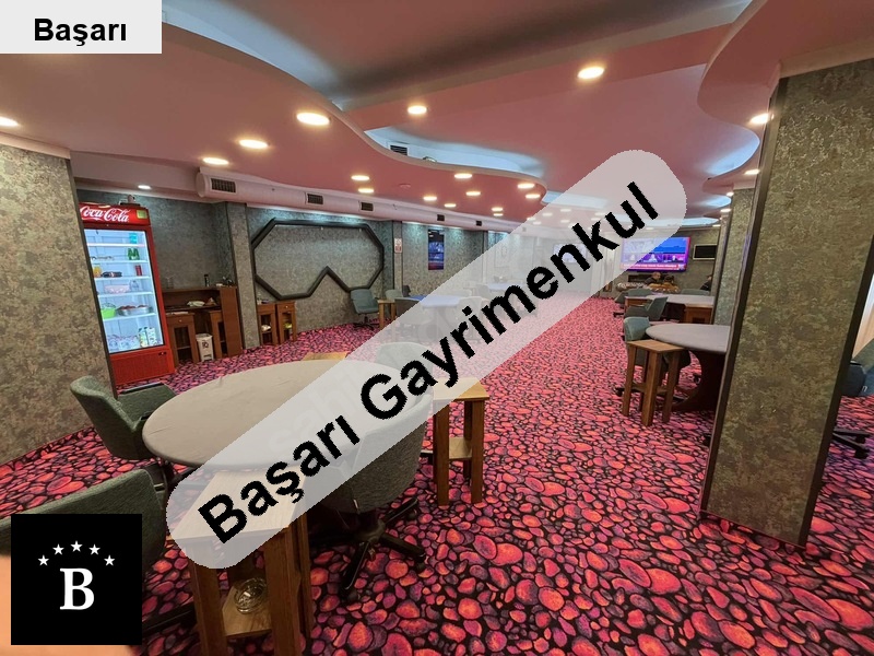 Başarı'dan nauti̇lus avm karşisi tabela değeri̇ yüksek sahi̇bi̇ dükkan
