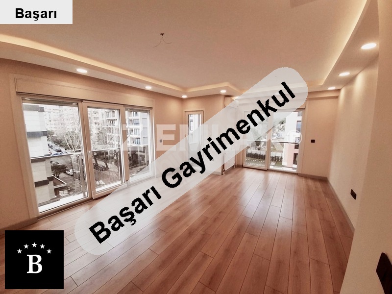 Başarı'dan bağdat cad şaşkinbakkal arkasi 7/24 günli̇kli̇ bi̇nada 2+1 dai̇re