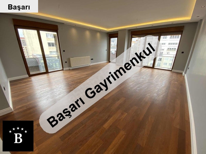 Başarı'dan erenköy'de bağdat'a yakin satilik 3+1 130 m2 net dai̇re