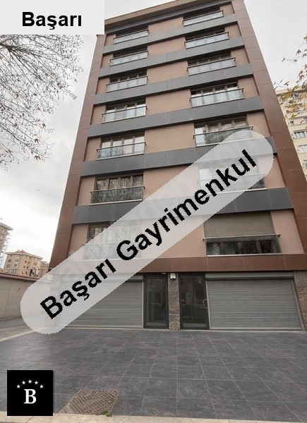 Başarı'dan ridvanpaşa sokak da 80 m2 +ön kulanimli firsat dükkan !!