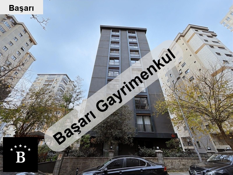 Başarı'dan suadi̇ye bağdat cad yakini 2+1 75m2 boş satilik