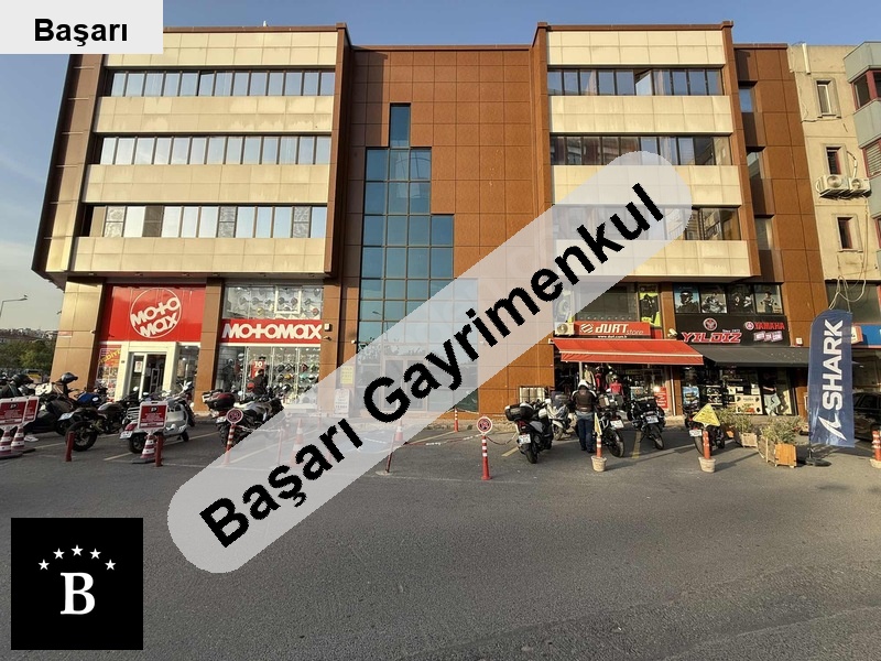 Başarı'dan kadıköy hasanpaşa 'da ön cepheli satılık dükkan