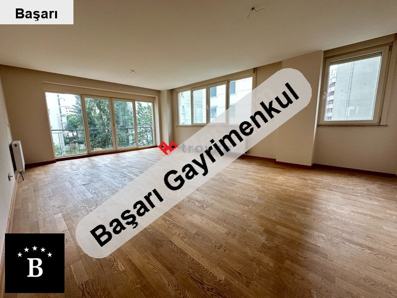 Başarı'dan erenköy merkezde 35 m² salonlu 110 m² net 3+1 daire