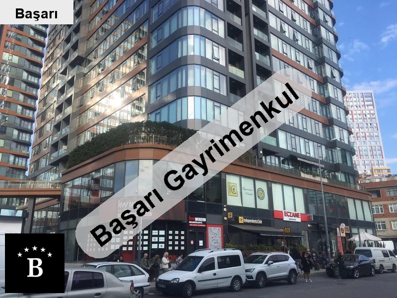 Başarı'dan kadıköy the mandarins rezidansının en iyi dükkanı uyguna satılık