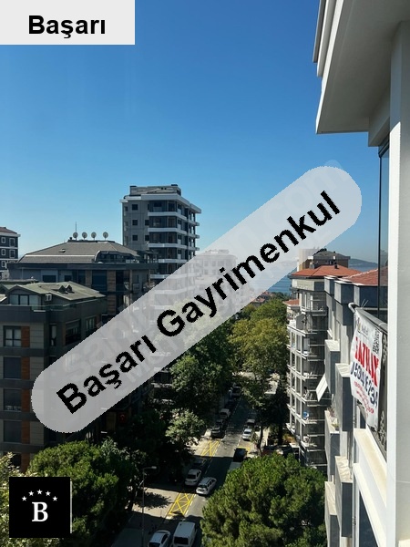Başarı'dan  bostanci'da çok merkezi̇ sifir 4+1 ferah dai̇re