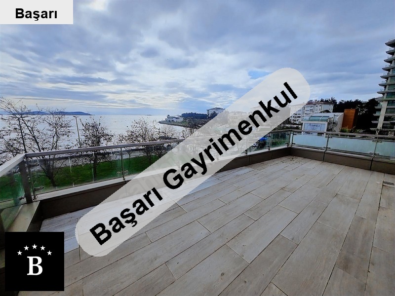 Başarı'dan dalyan ön parselde 340 m2 net kesi̇nti̇si̇z adalar manzarali dai̇re