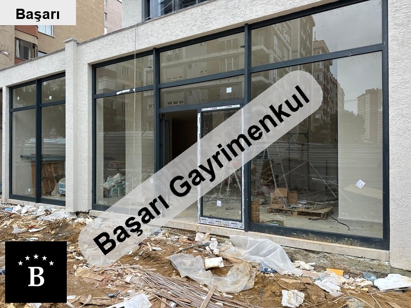 Başarı'dan kozyatağı'nda satılık 132m² sıfır dükkan & mağaza