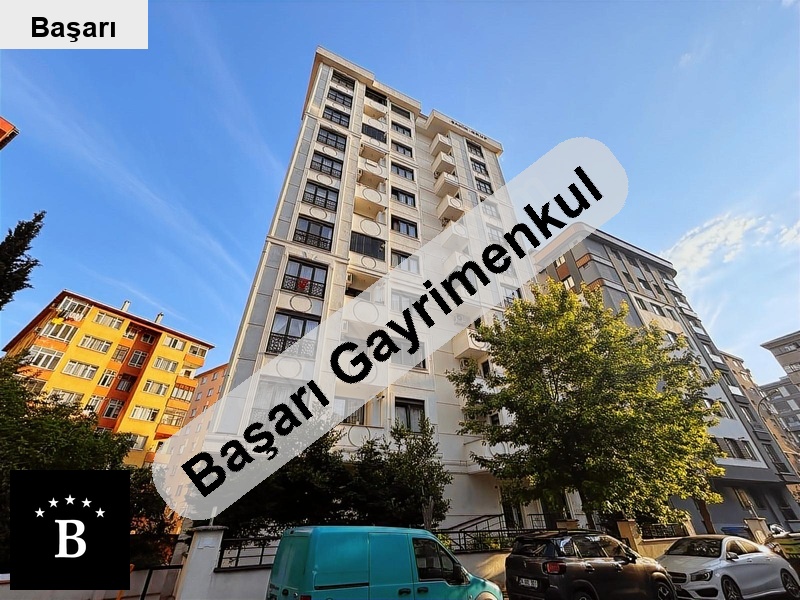Başarı'dan bostanci gösteri̇ merkezi̇'ne yakin konumda yüksek kat satilik 2+1