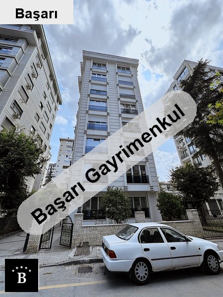 Başarı'dan erenköy'de marmaraya yakin 2+1 90 m²