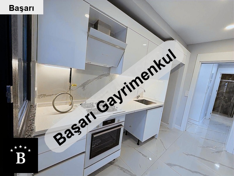 Başarı'dan cı şenesenevler'de yeni sitede 2 + 1 balkonlu