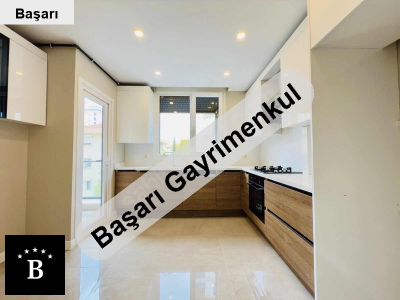 Başarı'dan bostancı'da oturuma hazır geniş balkonlu 110 net m2 3+1