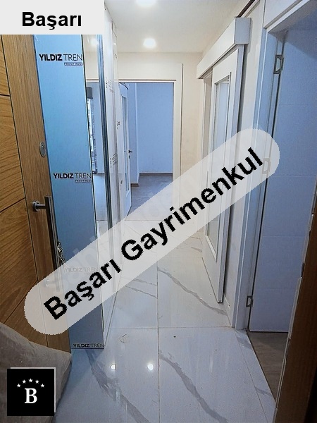Başarı'dan cinin merkezi̇nde si̇te i̇çi̇ metro'ya 5 dk satilik 2+1 dai̇re