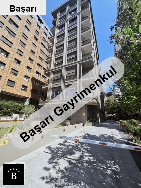 Başarı'dan bağdat cd 350m balkonlu 3+1  120m2 dai̇re