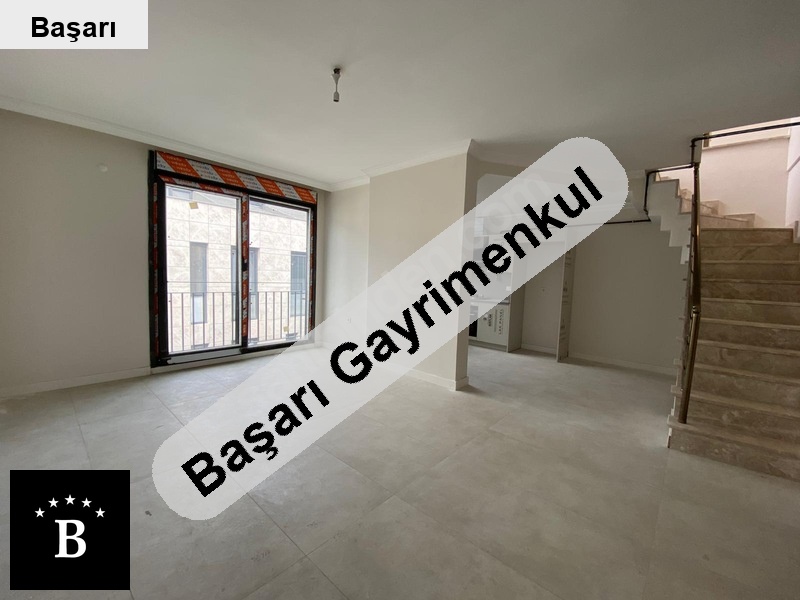 Başarı'dan  bağdat si̇ i̇ş  konut kullanimina uygun 3+1 142m2