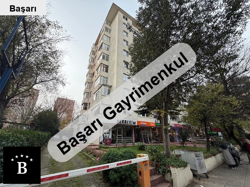 Başarı'dan bayar si̇ üzeri̇nde park manzarali 125m2 3+1 dai̇re
