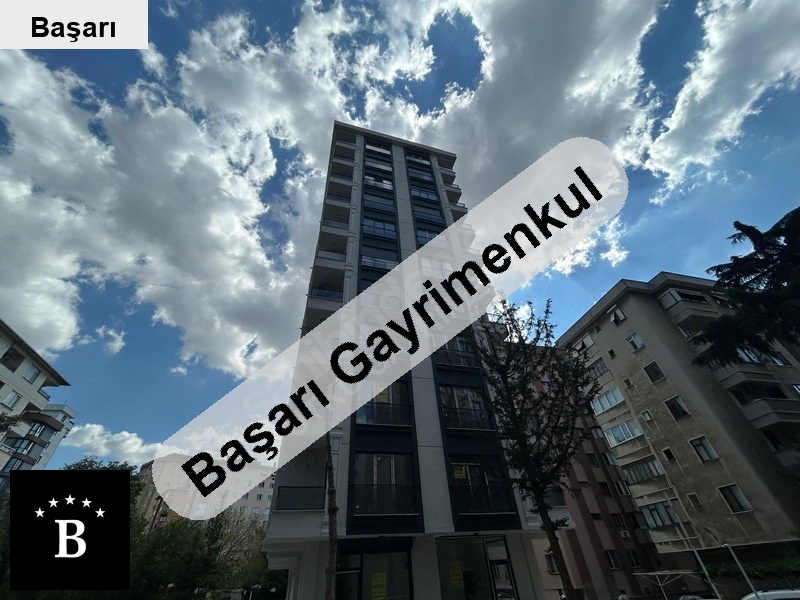 Başarı'dan cida balkonlu ebeynli̇ sifir bi̇nada satilik 3+1