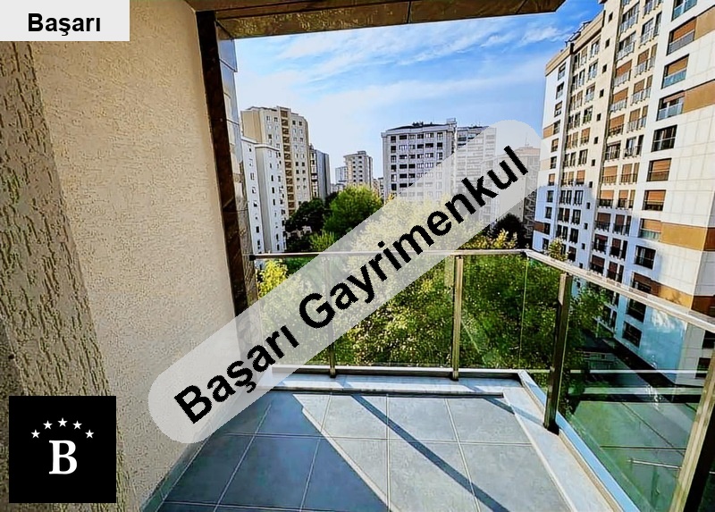 Başarı'dan bağdat  divanın arka sokağında fırsat satılık 3+1
