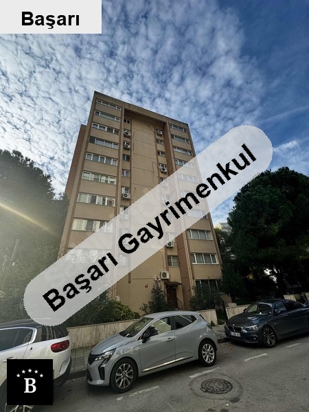 Başarı'dan kozyataği plazalar bölgesi̇nde 160m2 3+45m2 salonlu özel dekorlu