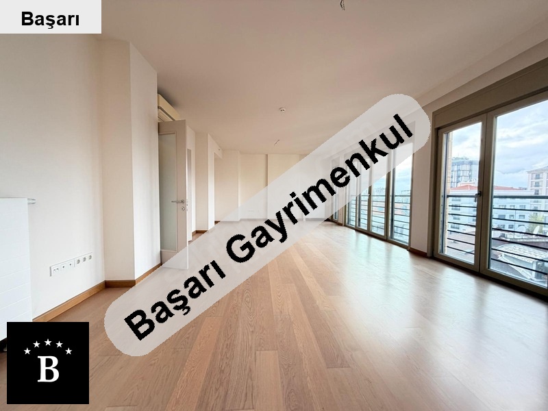 Başarı'dan fenerbahçede kalamiş sahi̇le 2 dk 200m2 balkonlu