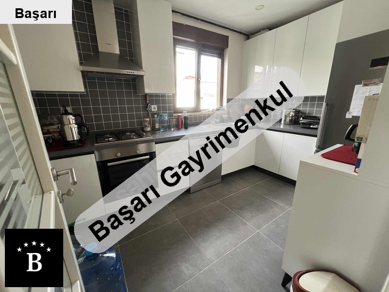 Başarı'dan kadiköy bostanci yeni̇ bi̇na 3+1 100m2 net marmaray metro i