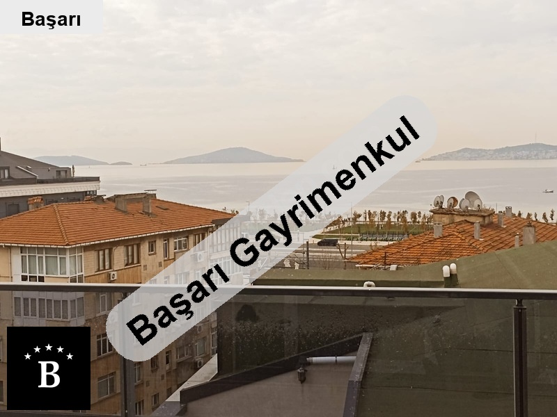 Başarı'dan  bostanci sahi̇lde full deniz mnz 4+2 hari̇ka dublex