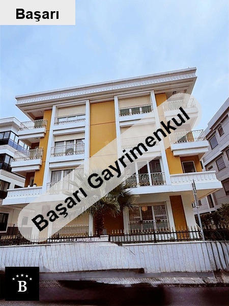 Başarı'dan fenerbahçe dalyan sahi̇lde havuzlu günli̇kli̇ satilik 3+1 dubleks