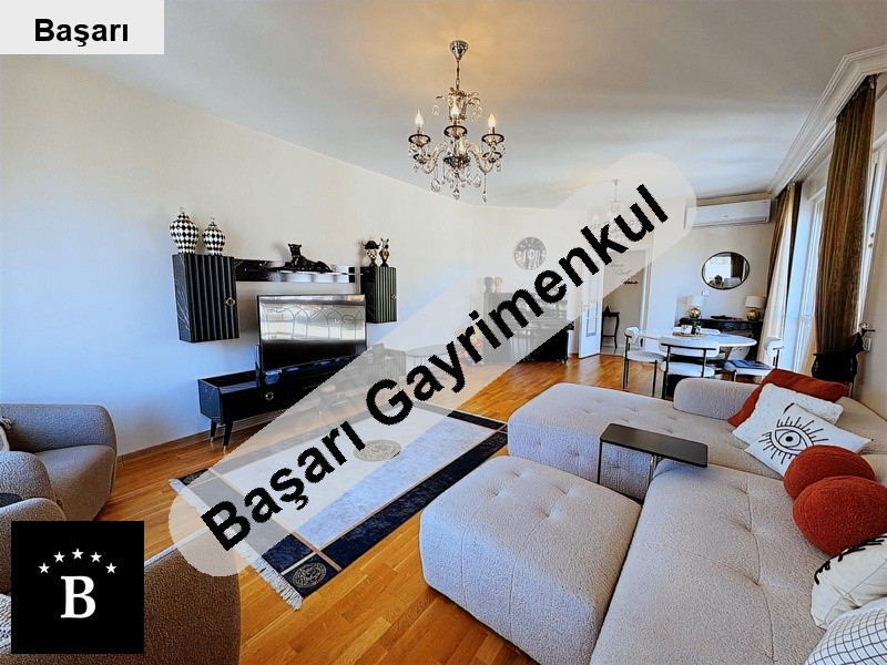 Başarı'dan fenerbahçe sahi̇lde 3+1 125m2 net geni̇ş dai̇re