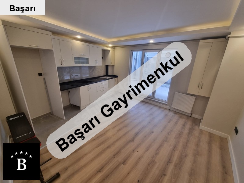 Başarı'dan  bostanci spori̇um ci̇vgeni̇ş bahçeli̇ firsat 2+1