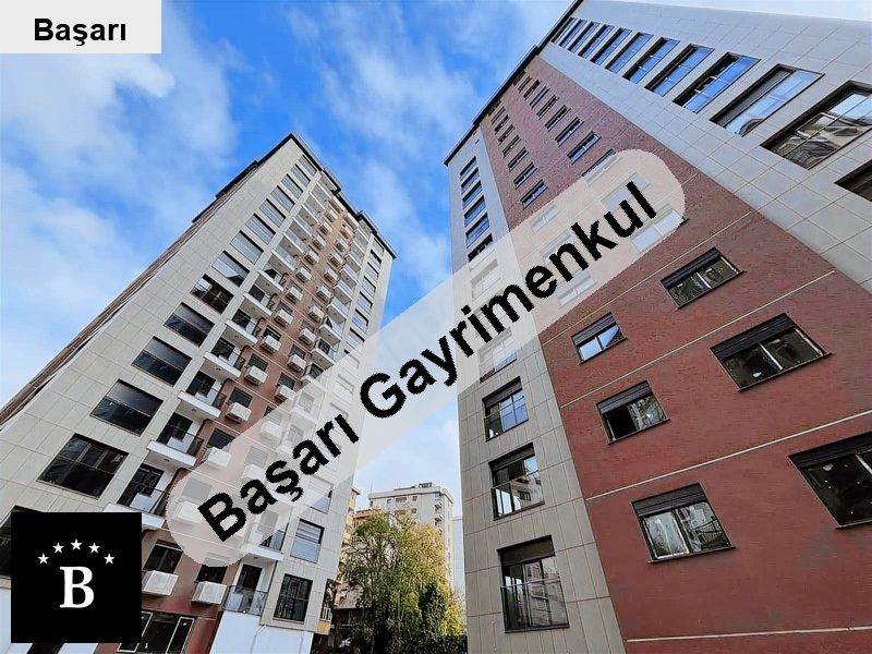 Başarı'dan şenesenevler`de günli̇kli̇ yüzme havuzlu si̇te 2+1 balkonlu lüx