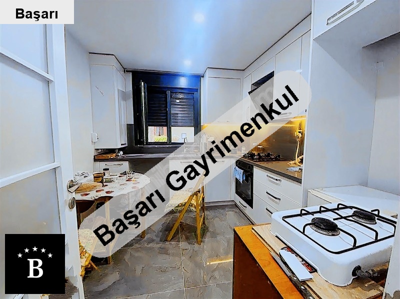 Başarı'dan firsat ci̇da yeni̇ bi̇nada 100 m2 kombi̇li̇ boş 2+1