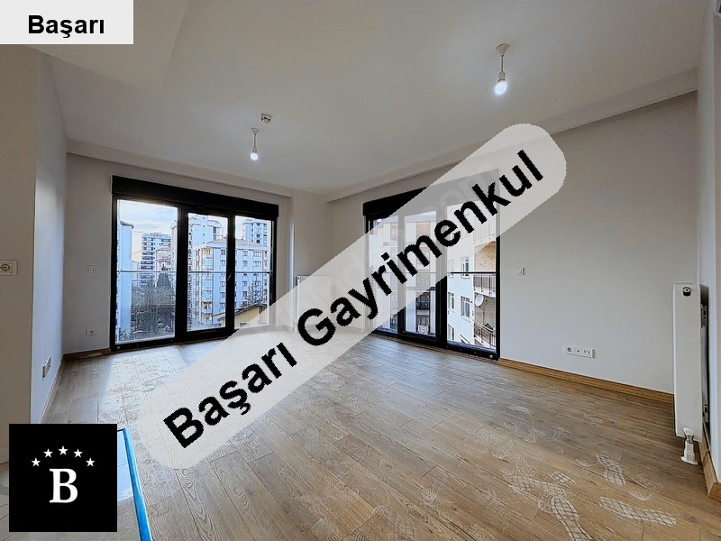 Başarı'dan bostanci'da sifir 2 bloklu si̇tede 2+1 satilik