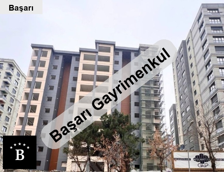 Başarı'dan sahi̇bi̇ çamlik bostanci rezi̇dans 3+1 sifir dai̇re