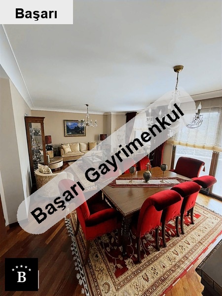 Başarı'dan prestijli apartmanda ferah geniş 4+1 daire