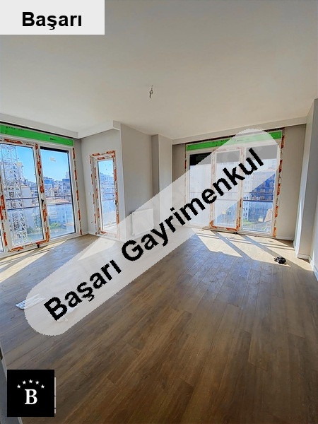 Başarı'dan cı merkezi konumda oturuma hazır satılık 3+1 daire