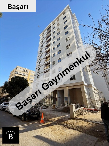 Başarı'dan bostanci'da kapanmaza deniz manzarli ebanyolu 3+1