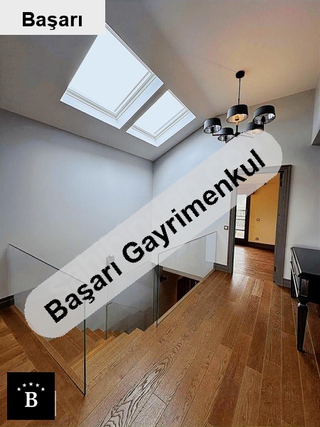 Başarı'dan kalamiş sahi̇l parseli̇ az katli bi̇nada  dubleks